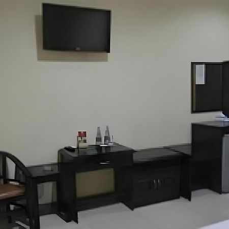 Hotel Khalista Purwakarta Exteriör bild