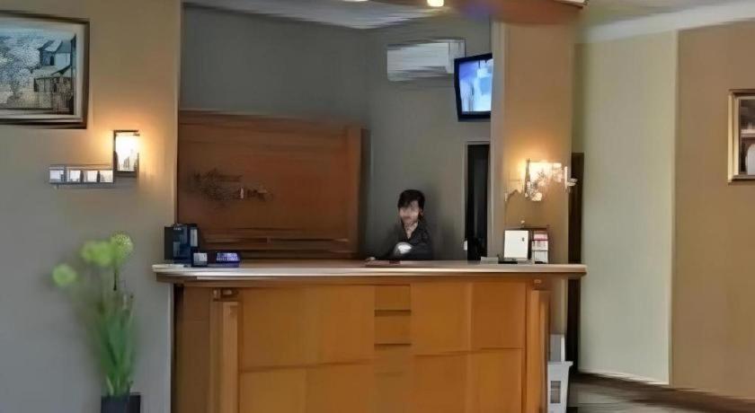 Hotel Khalista Purwakarta Exteriör bild