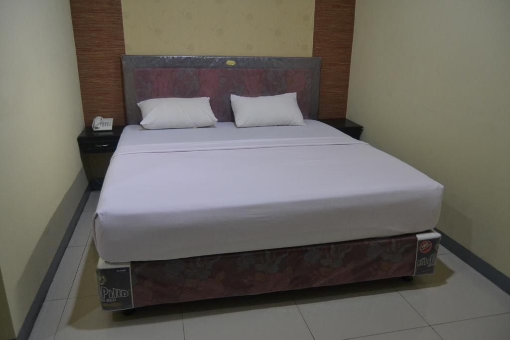 Hotel Khalista Purwakarta Rum bild